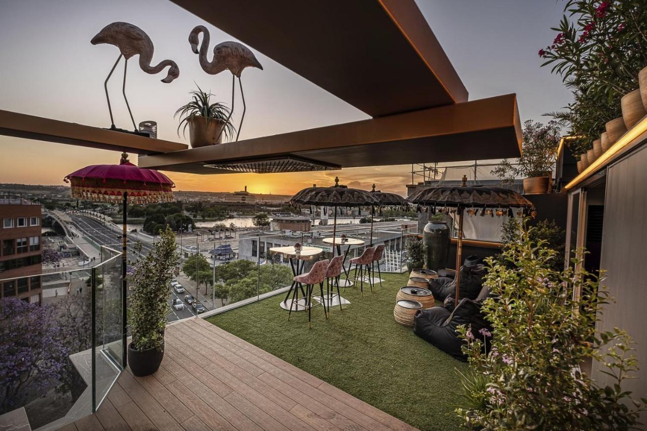 On Suites Sevilla Apartments Designed For Adults المظهر الخارجي الصورة