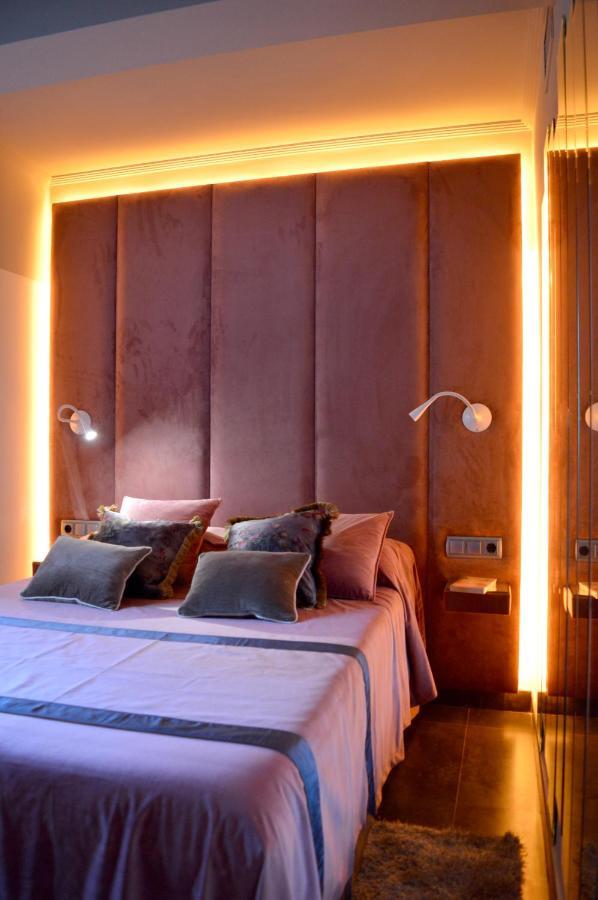 On Suites Sevilla Apartments Designed For Adults المظهر الخارجي الصورة