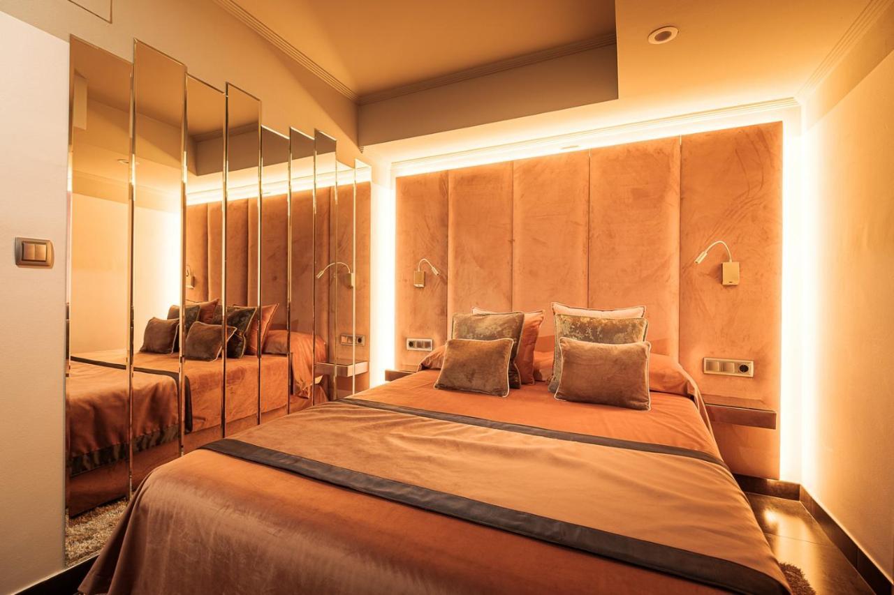 On Suites Sevilla Apartments Designed For Adults المظهر الخارجي الصورة