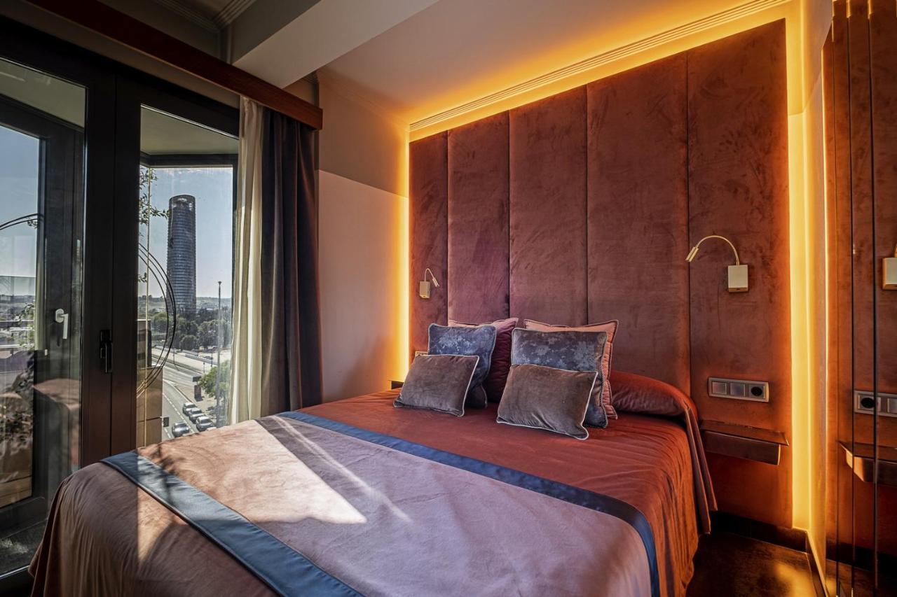 On Suites Sevilla Apartments Designed For Adults المظهر الخارجي الصورة